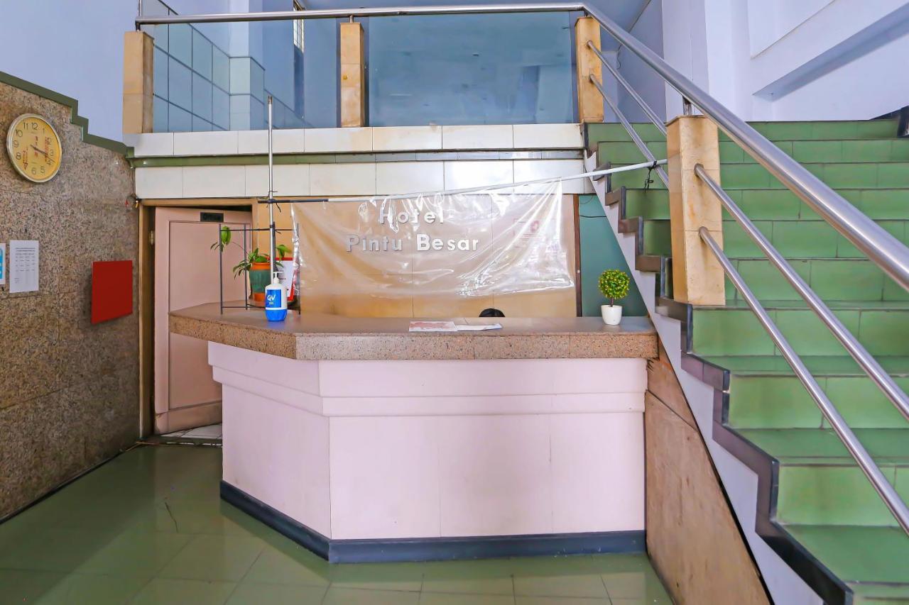 Collection O 92739 Hotel Pintu Besar Jacarta Exterior foto