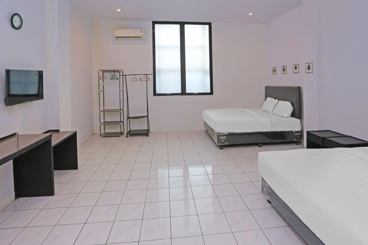 Collection O 92739 Hotel Pintu Besar Jacarta Exterior foto