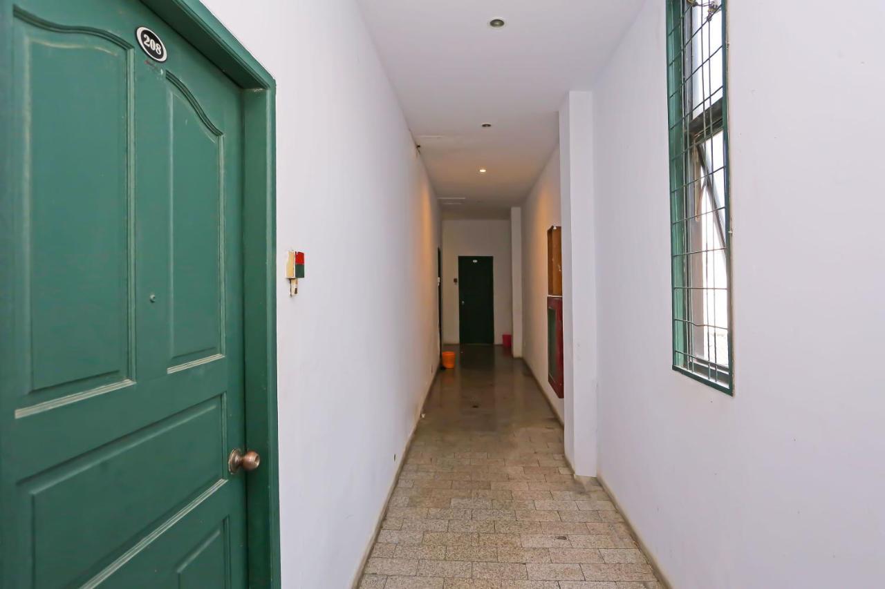 Collection O 92739 Hotel Pintu Besar Jacarta Exterior foto